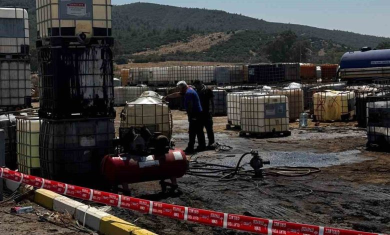 Torbalı’da kaçak akaryakıt toplama alanında patlama: 16 araçta hasa 1 torbalida kacak akaryakit toplama alaninda patlama 16 aracta hasa 3456cfca56e0 |