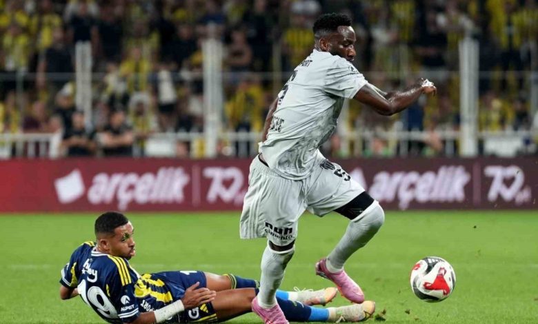 Trendyol Süper Lig: Fenerbahçe: 1 - Kocaelispor: 1 (İlk yarı) 1 trendyol super lig fenerbahce 1 kocaelispor 1 ilk yari 66bab3fbcb37 |