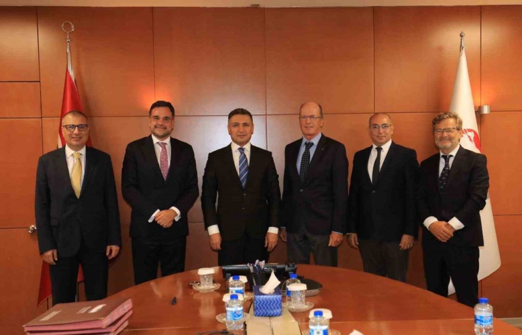 turkadan arac muayenede yeni donem icin ilk imza 2713eaff2e58 |