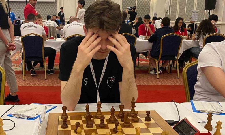 turkiye is bankasi satranc super liginde sampiyonluk mucadelesi devam ediyor 8ae5b526e4c5 |