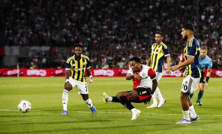 uefa sampiyonlar ligi feyenoord 1 fenerbahce 0 ilk yari cec463a99f58 |
