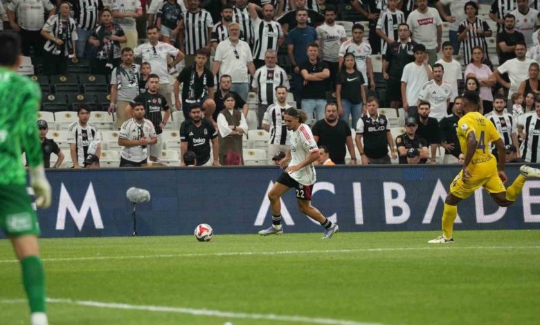 wilfred ndidi ile taylan bulut ilk kez forma giydi fbca4c08be84 |