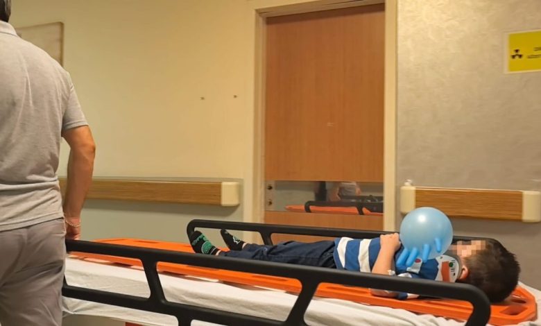 yolun karsisina gecen aileye otomobil carpti 1i agir 4 yarali 096dc5dc1afe |