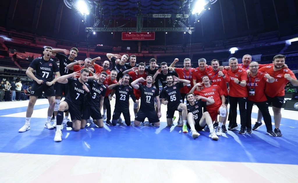 a milli erkek voleybol takimi namaglup son 16 turuna yukseldi eea2f1c928df |