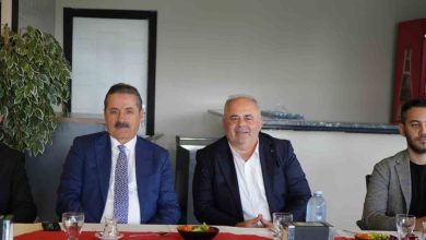 ak parti artvin milletvekili celik siyaset halkla ic ice olmak demektir d5c29a5f0697 |