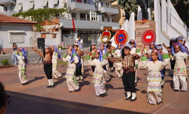 altinovada dusman isgalinden kurtulusun 103 yildonumu coskusu 36e1ca7a0cb8 |