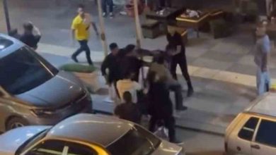 ankarada tekmeli yumruklu park kavgasi kamerada 54b6169b2eb4 |