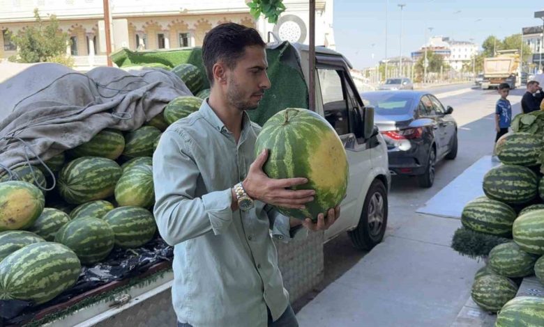 Arnavutköy’de hırsız tezgahtan 15 karpuz çaldı: O anlar kamerada 1 arnavutkoyde hirsiz tezgahtan 15 karpuz caldi o anlar kamerada e9e165b42a2d |