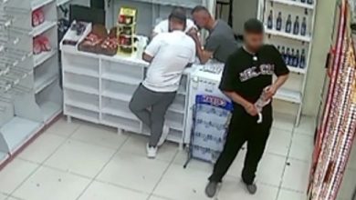 arnavutkoyde pes dedirten hirsizlik icecegi esofmanina gizleyip caldi e8fefb2318fa |