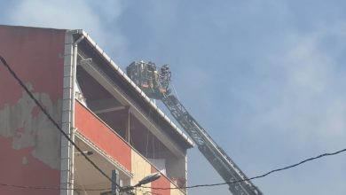 avcilarda bir binanin catisinda cikan yangin 3 binaya sicradi d7b12ea38872 |