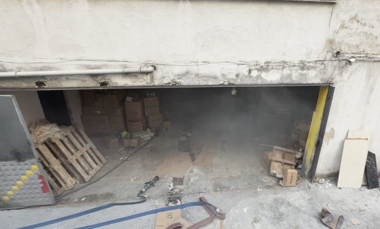Avcılar’da kozmetik deposunda yangın paniği 1 avcilarda kozmetik deposunda yangin panigi a3390b867270 |