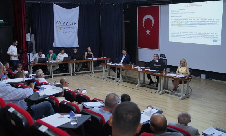 ayvalik meclis |