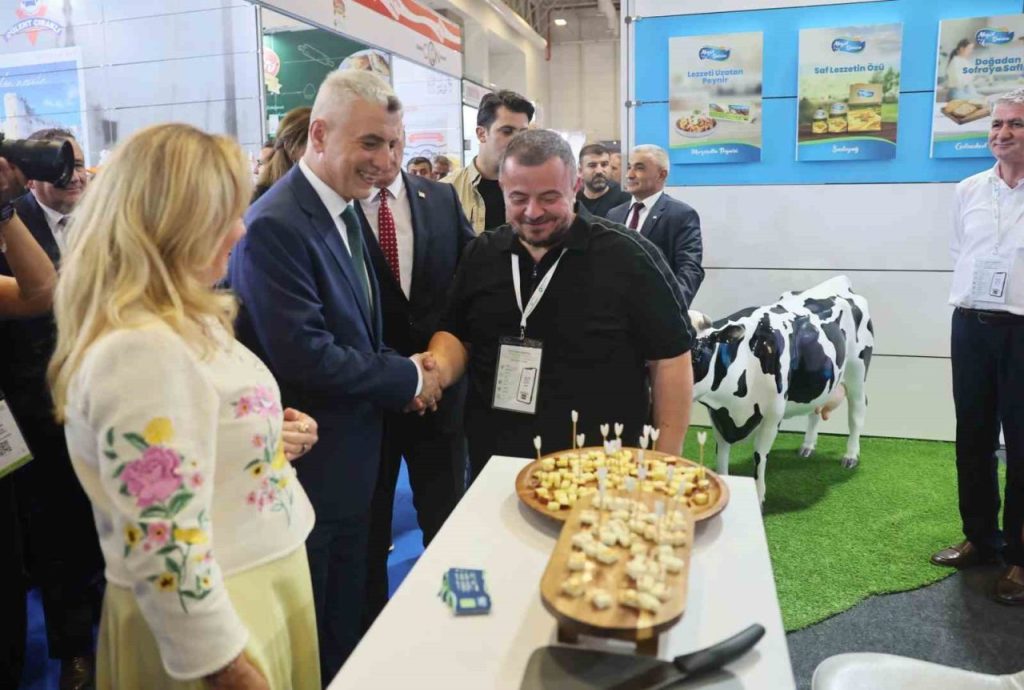 bakan bolat kktc uretiminin ve ekonomisinin guclenmesi icin kktcnin yaninda olacagiz bfced3c0c805 |