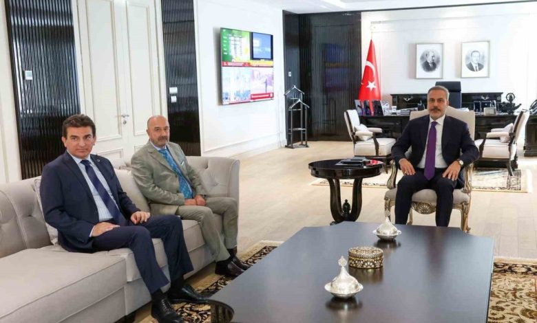 Bakan Fidan, OYAK Yönetim Kurulu Başkanı Aksakallı’yı kabul etti 1 bakan fidan oyak yonetim kurulu baskani aksakalliyi kabul etti 18e3423e6304 |