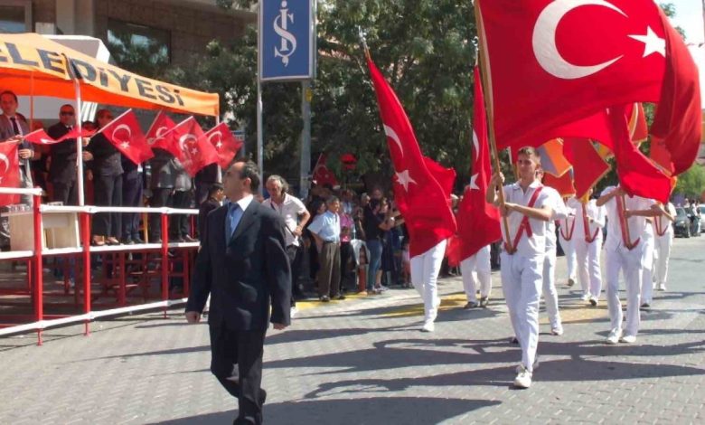 balikesir burhaniye de 103 kurtulus coskusu 7929e3b16aa8 |