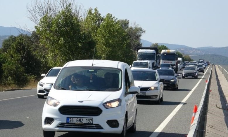 balikesirde trafige kayitli arac sayisi 675 bin 596 ya yukseldi 1e9e1aed0963 |