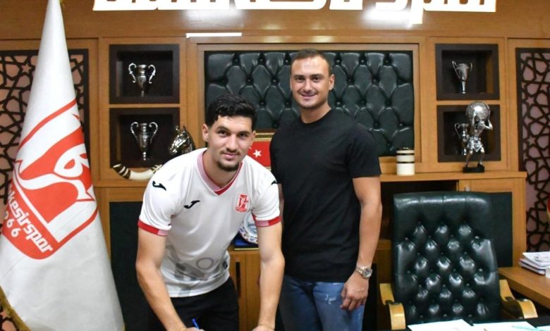 Balıkesirspor transferde Ali Topçu ve Harun Toprak’a imza attırdı 1 balikesirspor transferde ali topcu ve harun topraka imza attirdi 28360ef7d968 |