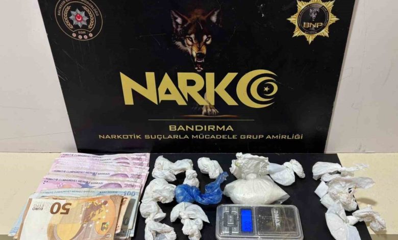 bandirmada duzenlenen narkotik operasyonunda zehir tacirlerine darbe 51fdd064ff31 |