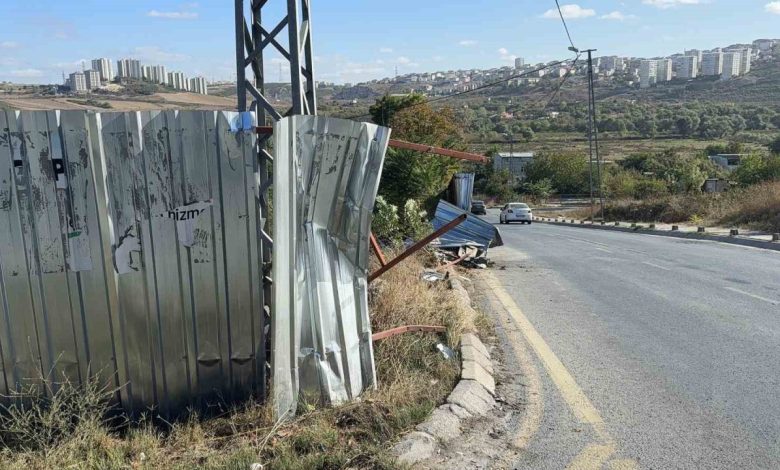 basaksehirde feci kaza bariyerden kopan demir soforun bacagina ok gibi saplandi 4af7d02b7662 |