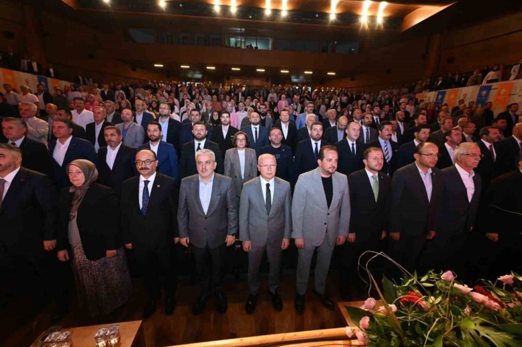 baskan gurkan her yeni uye milletin bize olan guveninin taze bir nisanesidir 07dd7b322115 |