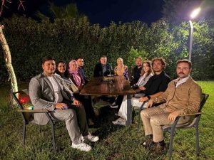 Başkan Saygılı, üniversite öğrencilerini evinde misafir etti 3 baskan saygili universite ogrencilerini evinde misafir etti 437413517aa1 |