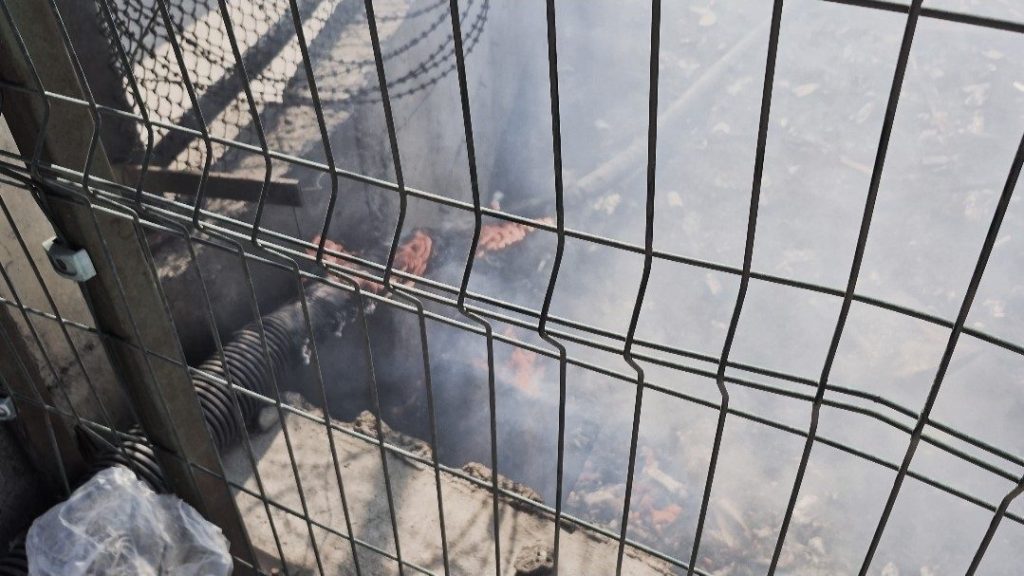 bayrampasa metris cezaevinin yanindaki otluk alanda korkutan yangin c0cd44b954c5 |