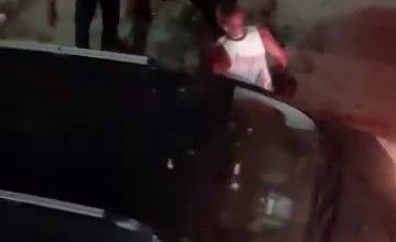 bayrampasada 2 surucu arasinda kavga birbirlerinin kafasinda sise kirdilar 56e0c07dc8d4 |