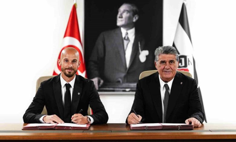 Beşiktaş, Vaclav Cerny ile sözleşme imzaladı 1 besiktas vaclav cerny ile sozlesme imzaladi 0d57125d78b7 |