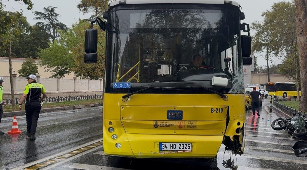 besiktasta iett otobusu motosiklete ve taksiye carpti 1 yarali 4fc121120e7a |