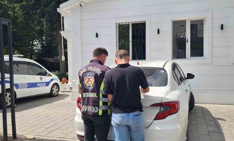 besiktasta tek teker yolculuk yapan motosikletli kameraya yansidi 613ec992a62a |
