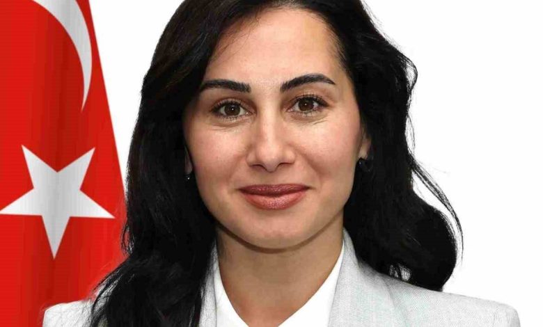 beykoz belediye baskan vekili ozlem gurzel chpden istifa etti d06ccc3d29dc e1757446173679 |