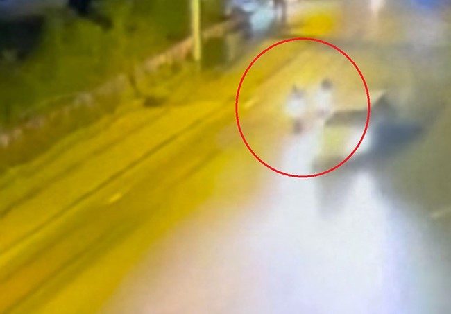 bos yolda iki motosikletli kaza yapti 1 yarali 605ae09ea3be |