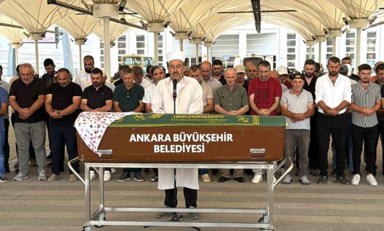 Boşanma aşamasındaki eşinin öldürdüğü kadının ailesinden aldatma iddialarına yalanlama 1 bosanma asamasindaki esinin oldurdugu kadinin ailesinden aldatma iddialarina yalanlama 2576a19dae08 |