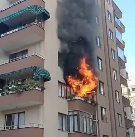 bursada 7 katli apartmanda korku dolu anlar e1a6abaccd9c |