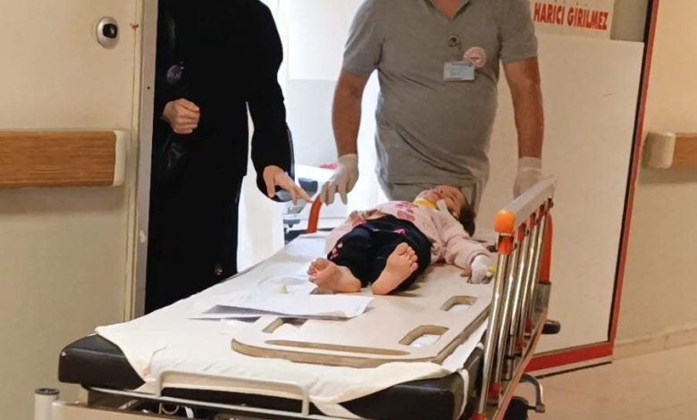 bursada balkondan dusen 2 yasindaki cocuk yaralandi bb554e7bb40e |