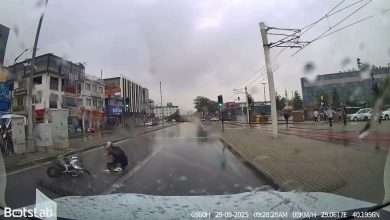 bursada motosikletli yagisli havada drift atti yere kapaklandi 7c5884f6cd8d |