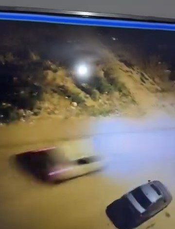 Bursa’da otomobil bisikletli çocuğa çarptı, o anlar kameralara yansıdı 1 bursada otomobil bisikletli cocuga carpti o anlar kameralara yansidi e802653a862b |