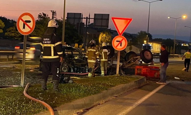 bursada traktore carpip yanan otomobildeki anne kiz yaralandi 124594595a8b |