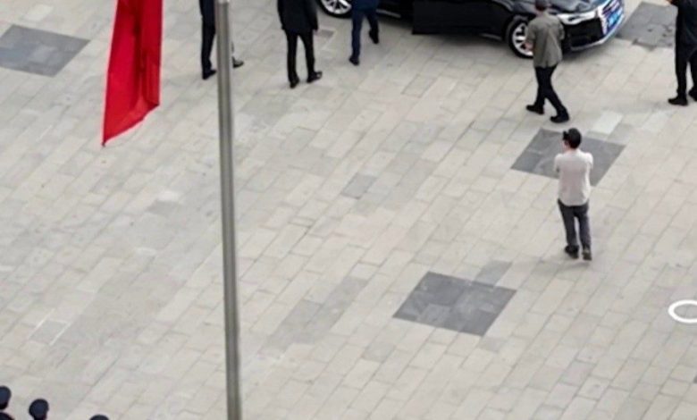 Bursa’ya atanan yeni Emniyet Müdürü Kadir Gökce görevine başladı 1 bursaya atanan yeni emniyet muduru kadir gokce gorevine basladi a2b9da4382c8 |