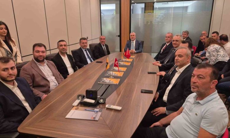 Çalışma ve Sosyal Güvenlik Bakanı Işıkhan’dan Silivri’de fabrika ziyareti 1 calisma ve sosyal guvenlik bakani isikhandan silivride fabrika ziyareti 8d0fcaa3a148 |