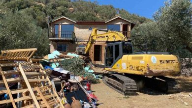 canakkalede 22 kacak yapi yikildi 5f287a863170 |