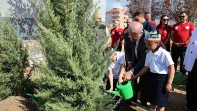 canakkalede 78 bin ogrenci okullarina yesil vatan dersiyle basladi 32ae9d411bbe |
