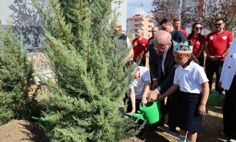 Çanakkale’de 78 bin öğrenci okullarına ’Yeşil Vatan’ dersiyle başladı 1 canakkalede 78 bin ogrenci okullarina yesil vatan dersiyle basladi 32ae9d411bbe |