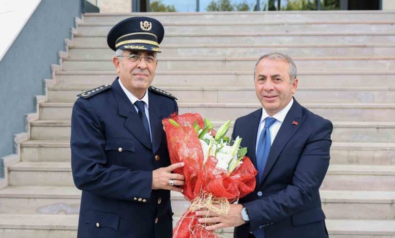 Çanakkale’de yeni emniyet müdürü göreve başladı 1 canakkalede yeni emniyet muduru goreve basladi 0c8c18e43f5a |