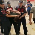 Çekmeköy’de Cumhuriyet Savcısını öldüren şüpheli adliyeye getirildi 3 cekmekoyde cumhuriyet savcisini olduren supheli adliyeye getirildi 10e0e6d5ae35 |