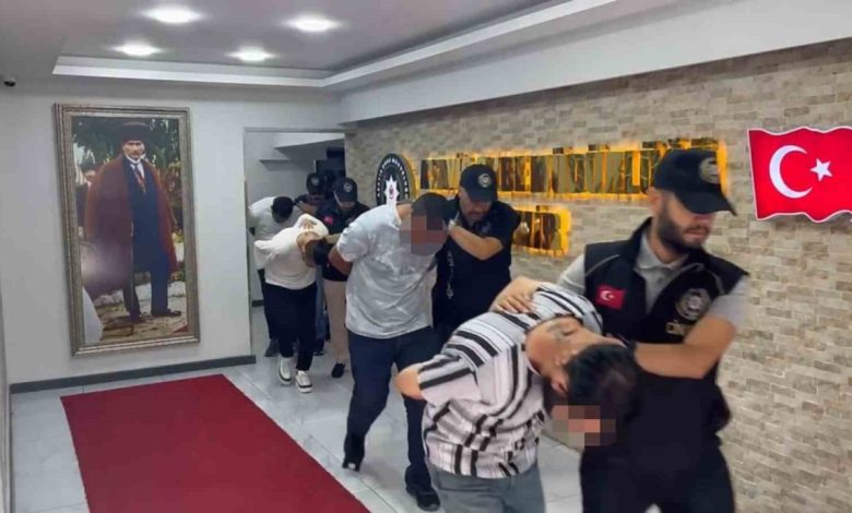 Çiğli’de sokak ortasında işlenen cinayette 2 tutuklama 1 ciglide sokak ortasinda islenen cinayette 2 tutuklama d491057784cd |