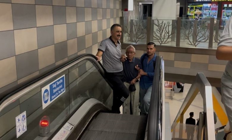 Çocukların çarptığı yaşlı adam metro raylarına düştü 1 cocuklarin carptigi yasli adam metro raylarina dustu 46526aab4aac |