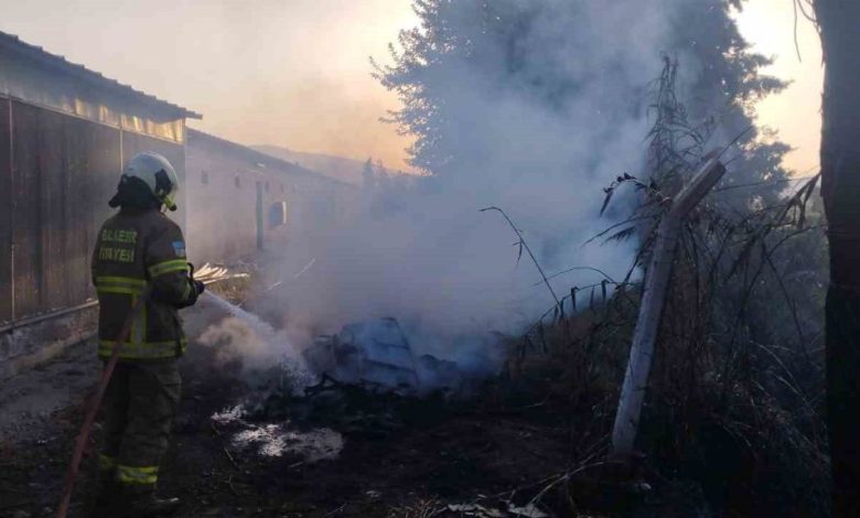 cop yangini depodaki tuplere sicramadan sonduruldu c6890ac40940 |