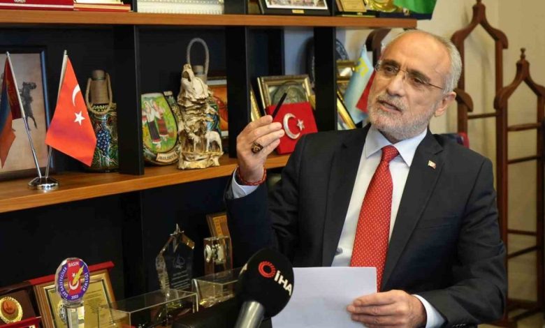 Cumhurbaşkanı Başdanışmanı Topçu: "Muhsin Yazıcıoğlu, 26 gün çırılçıplak işkenceye maruz kaldı" 1 cumhurbaskani basdanismani topcu muhsin yazicioglu 26 gun cirilciplak iskenceye maruz kaldi dcbc91e0f8e3 |