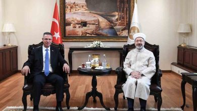 diyanet isleri baskani erbas kalbimizin yarisi filistin olarak atiyor 8326191f4278 |